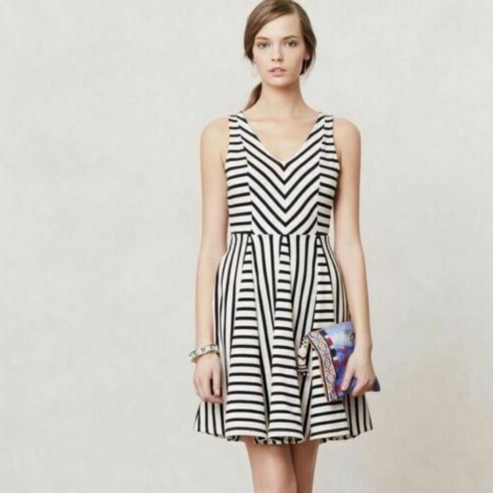Saturday Sunday Fit & Flare Striped Sleeveless‎ Mini Dress Black White Women S